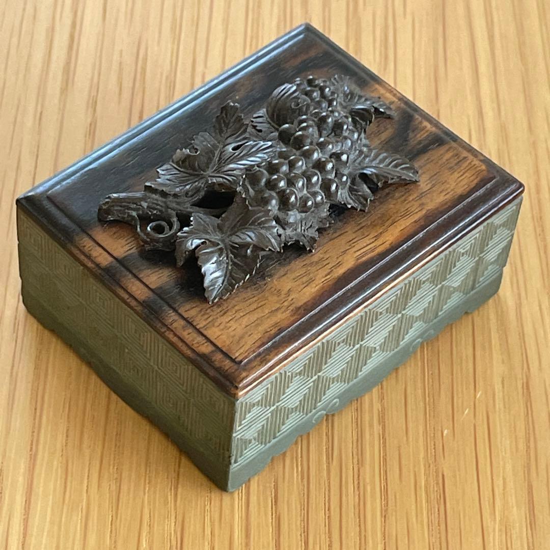 《骨董》細工の綺麗な 丹渓石　小箱★入れ物★黒柿★桐箱付 唐物 骨董