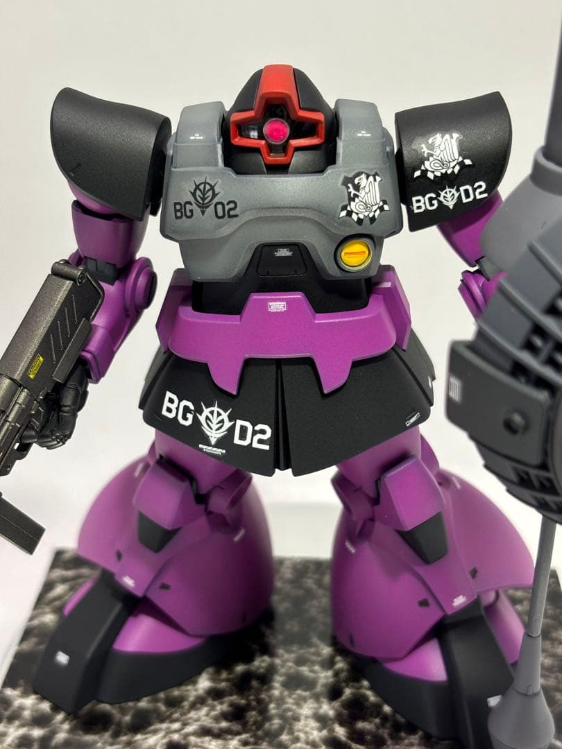 HG ドム(親衛隊仕様)塗装完成品