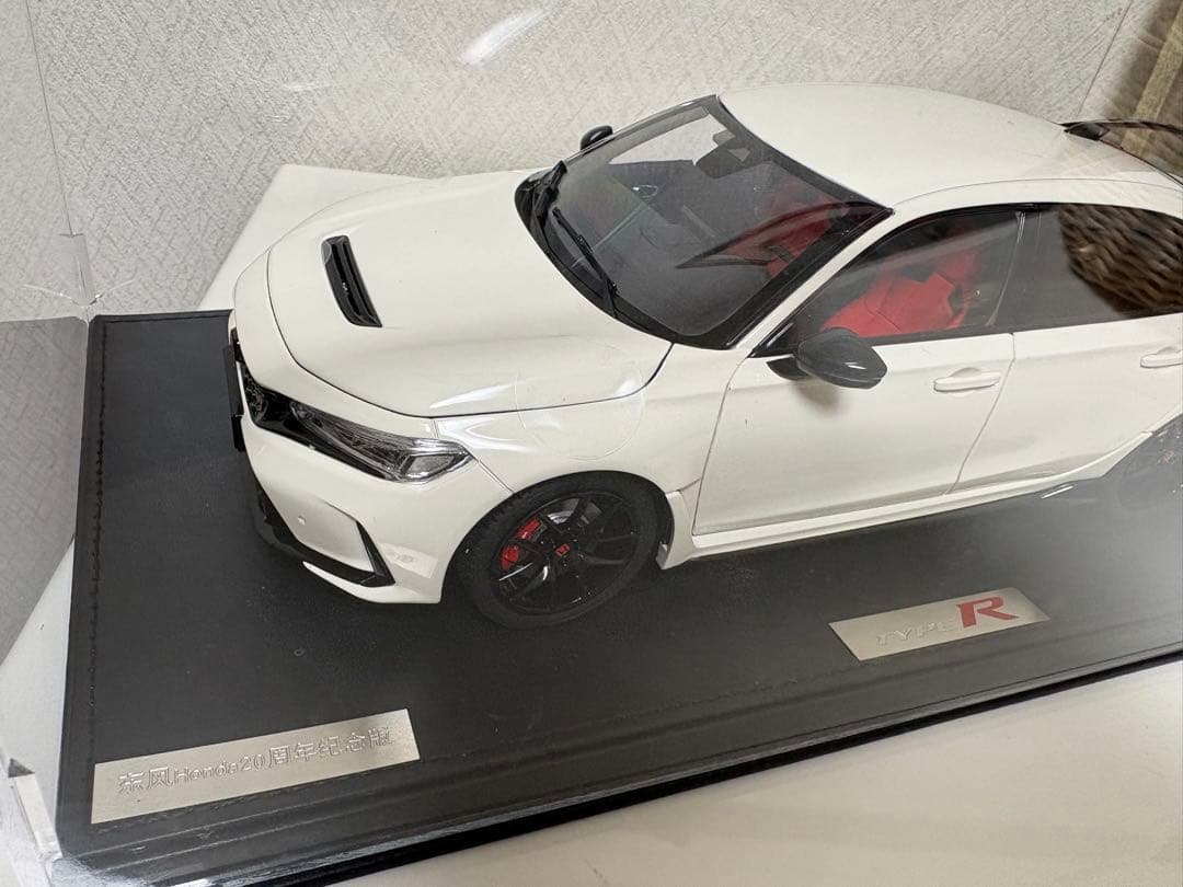 【美品】1:18 Honda Civic TYPE-R モデルカー　ホワイト