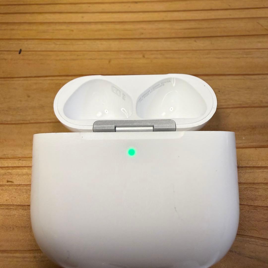 AirPods4 （ノイキャンなし）