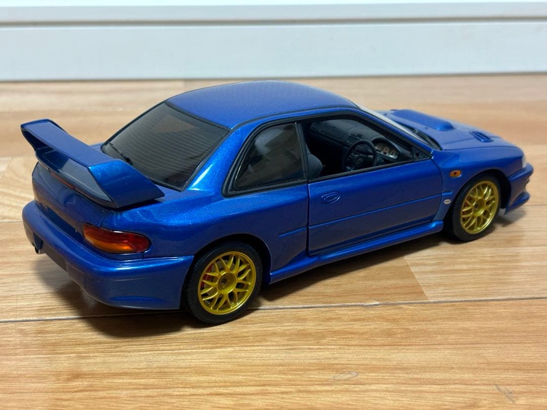 オートアート 1/18 スバル インプレッサ 22B ジャンク
