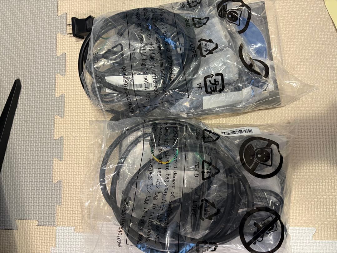 AOC デュアルモニターセット ケーブル・説明書付