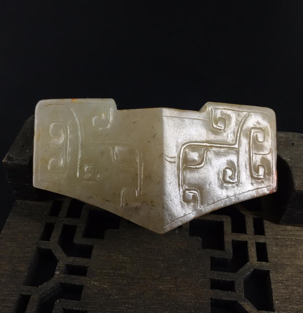 漢代 玉剣飾-剣格 古玉和田玉 中国美術装身具 骨董工芸品収蔵品