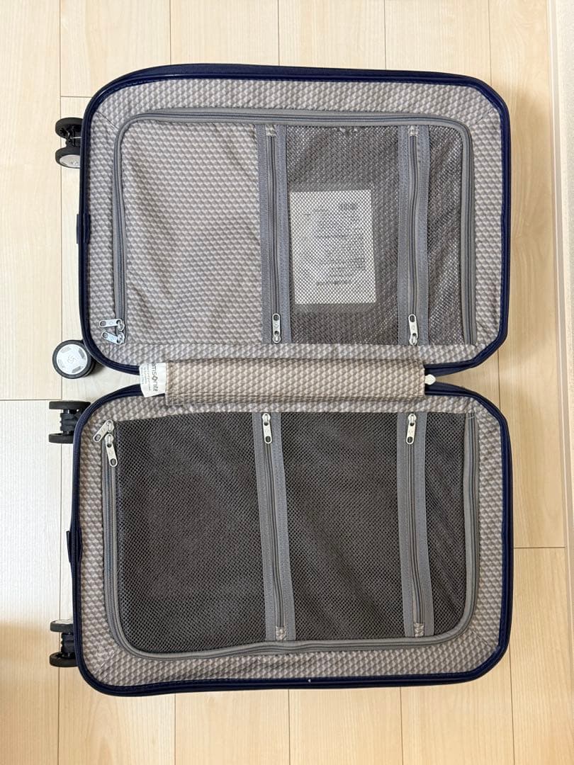 Samsonite サムソナイト ポリゴン スピナー55 スーツケース