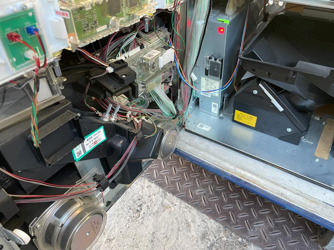 ★ スロット 実機 パチスロ 恵比寿マスカッツ 不要 ドア設定キー