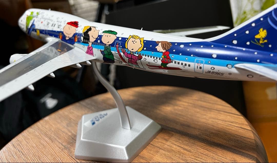 航空機・ヘリコプター SQ wings Boeing747-400 JA8965 1:200