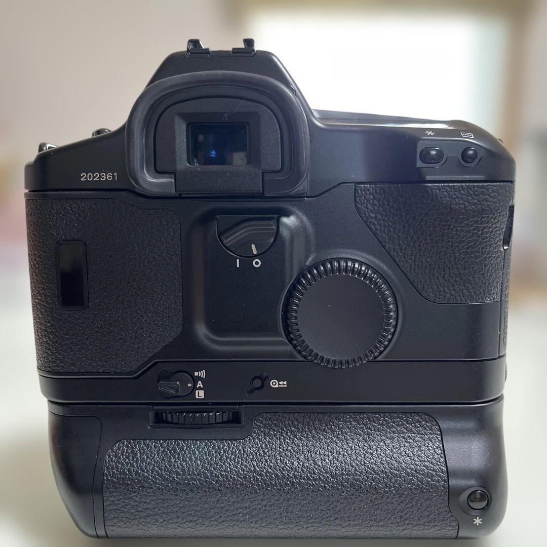 Canon EOS-1N キャノン　フィルム一眼レフカメラ