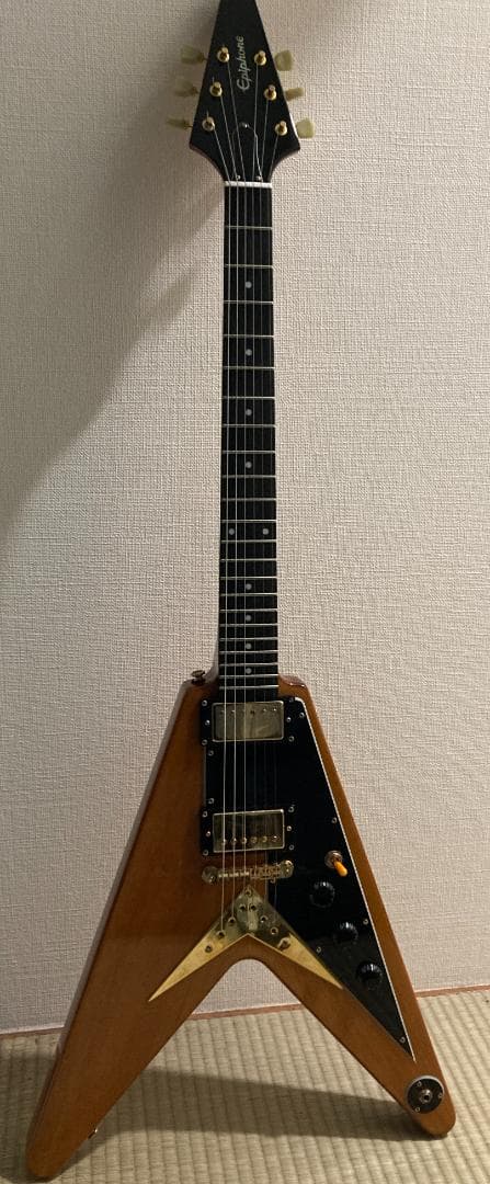 Epiphone コリーナ フライングV