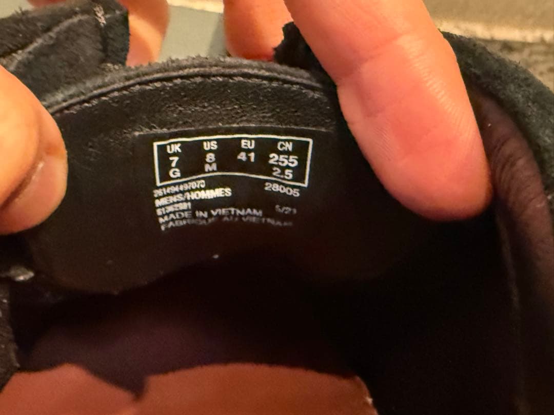 クラークス ワラビー ゴアテックス Clarks Wallabee GTX 黒