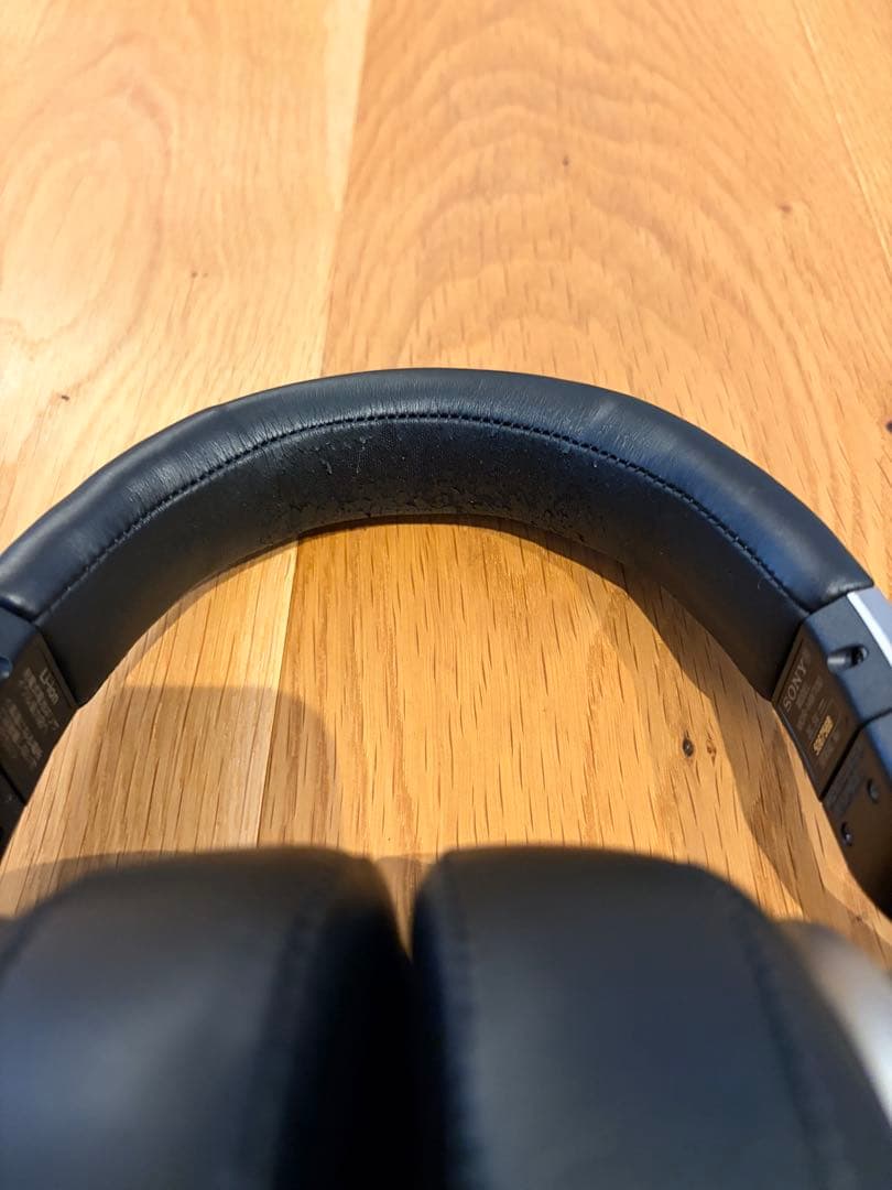 SONY デジタルサラウンドヘッドホンシステムMDR-HW700DS