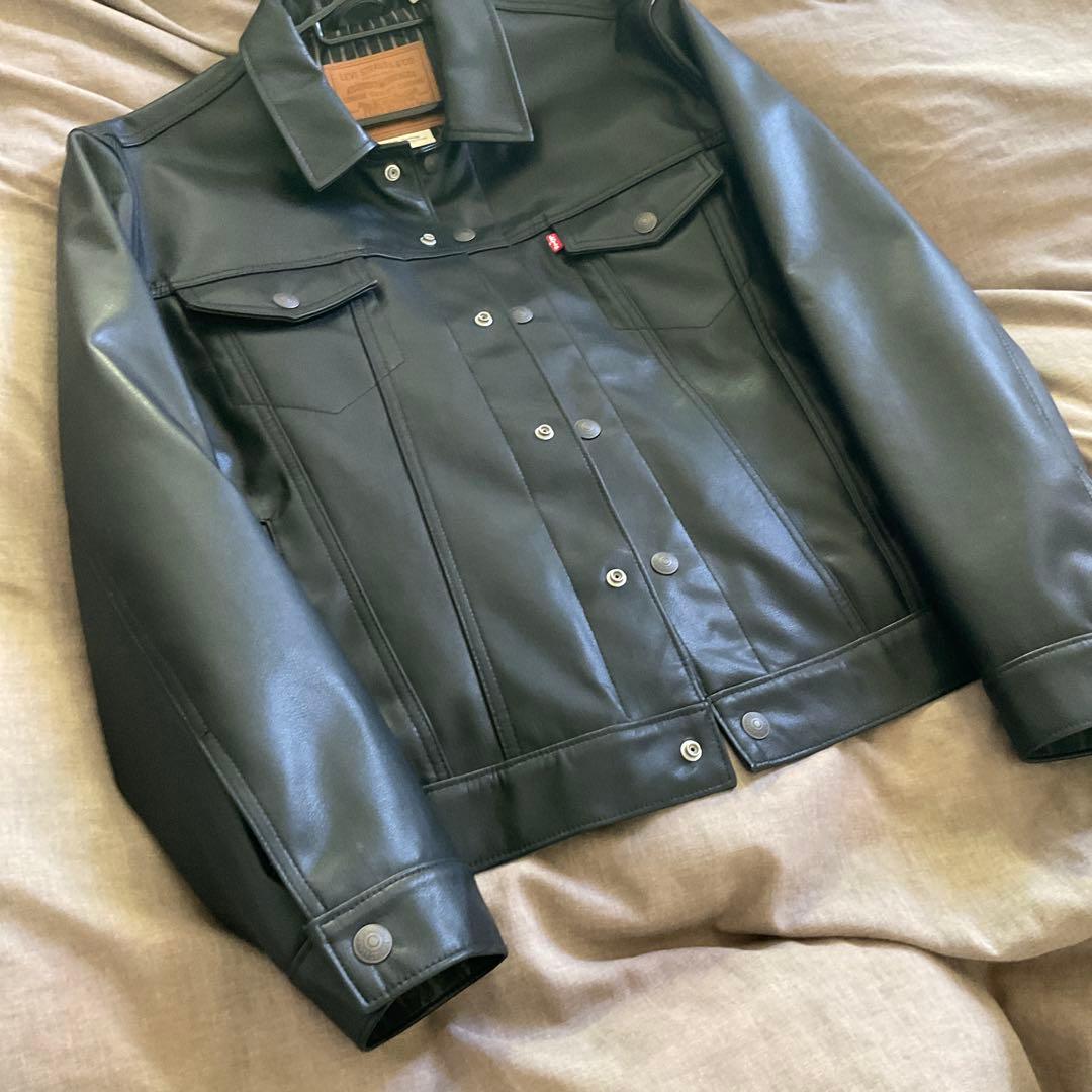 サイズM リーバイス　プレミアム　レザートラッカージャケット　完売品