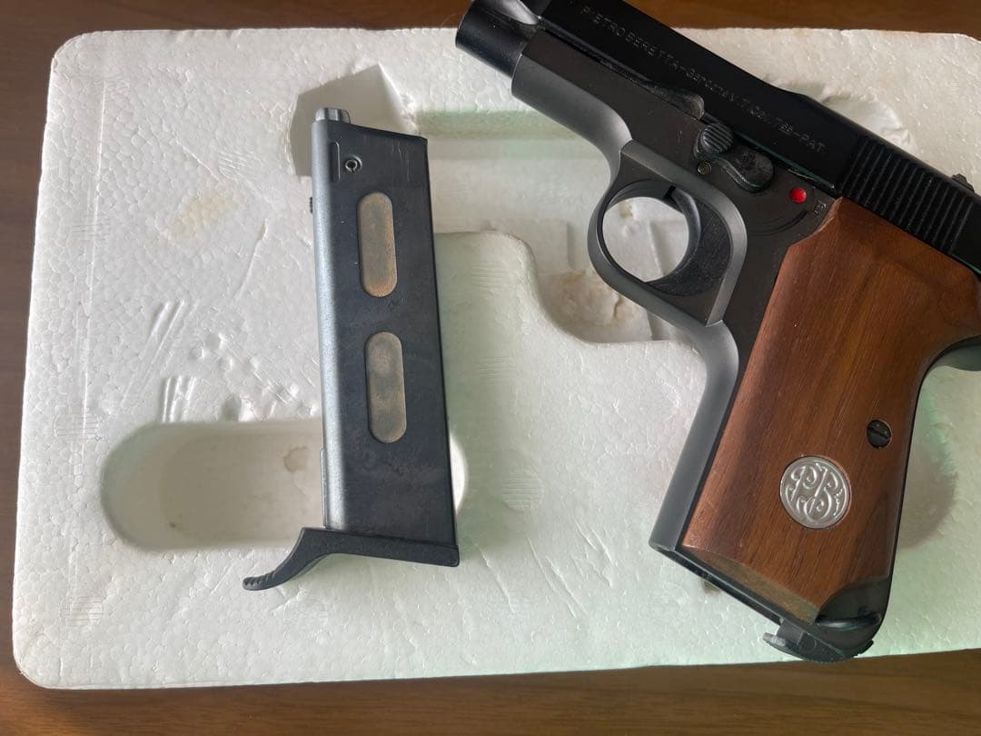 Beretta Model 935 セミオートマチックピストル