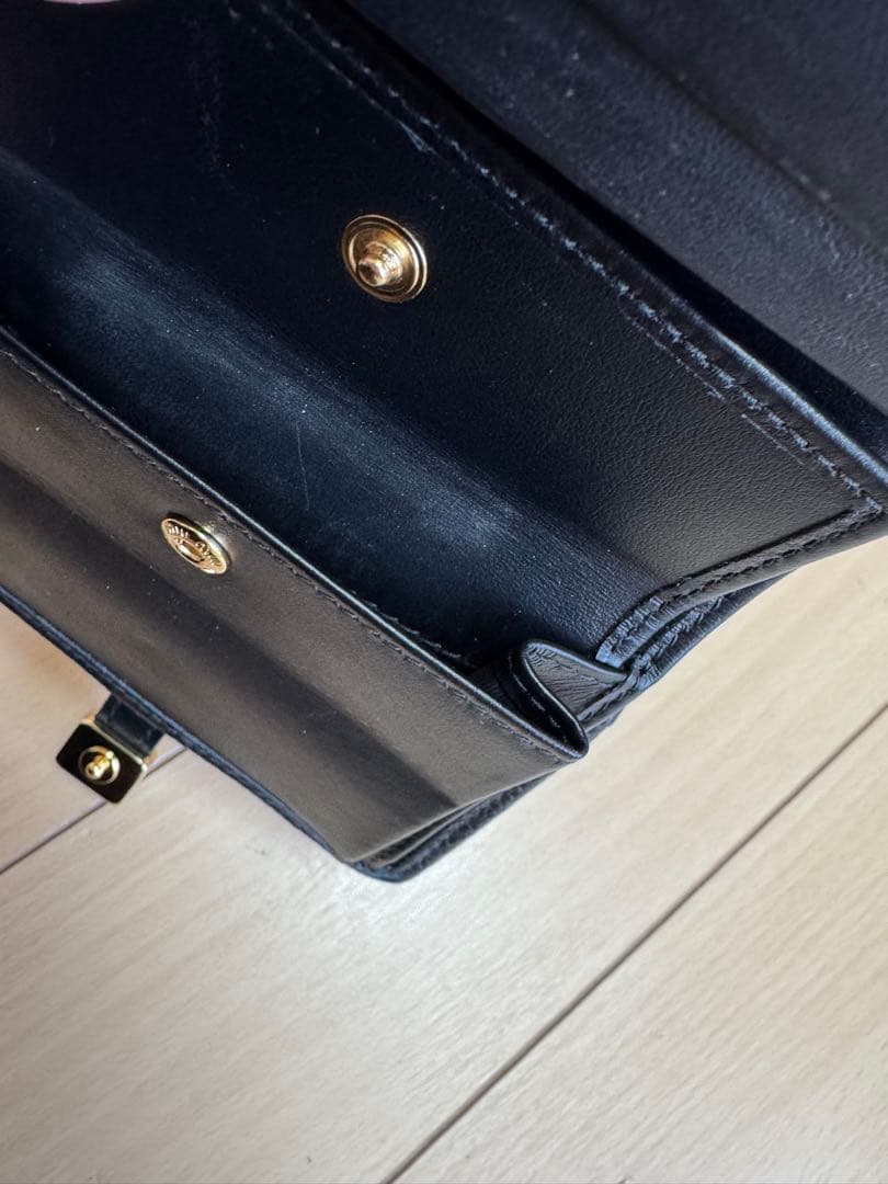 MIU MIU ブラック 2つ折り財布