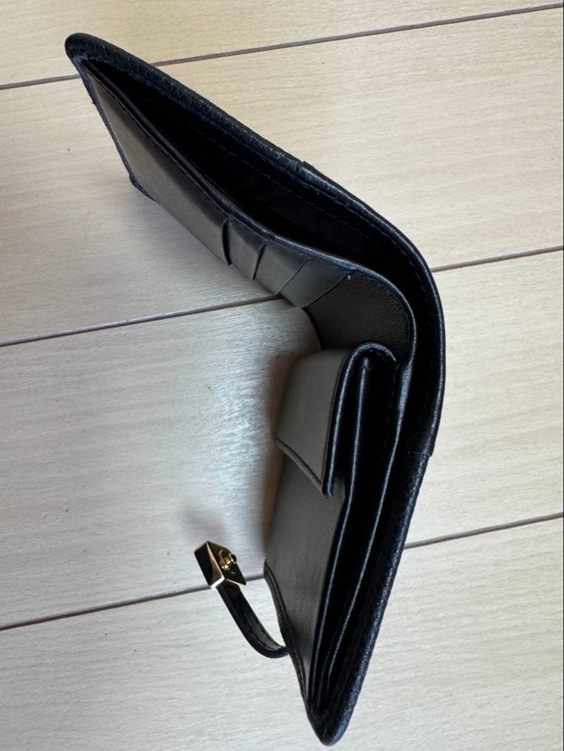 MIU MIU ブラック 2つ折り財布