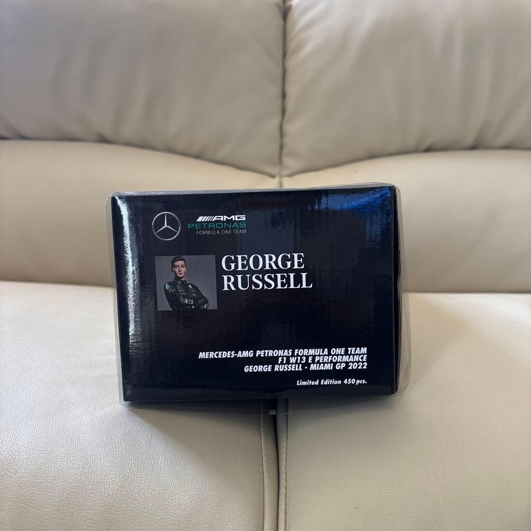 1/18 ミニチャンプス メルセデスAMG W13 G.ラッセル