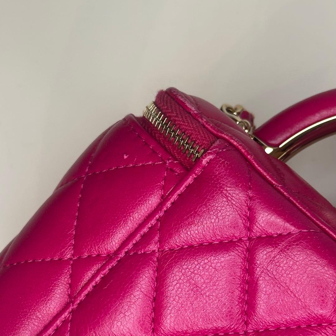 【希少】CHANEL ピンクレザーショルダーバッグ