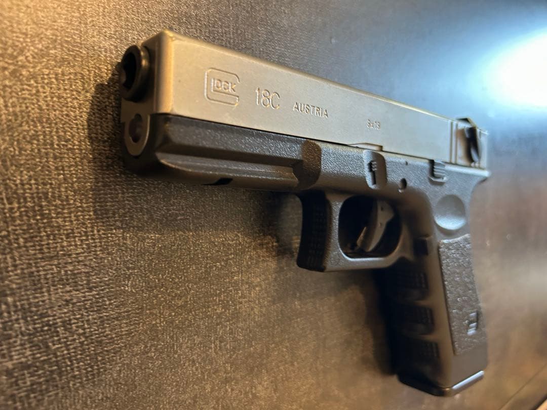 【美品・予備マガジン付】東京マルイ GLOCK18Cシルバー リポ化 箱あり