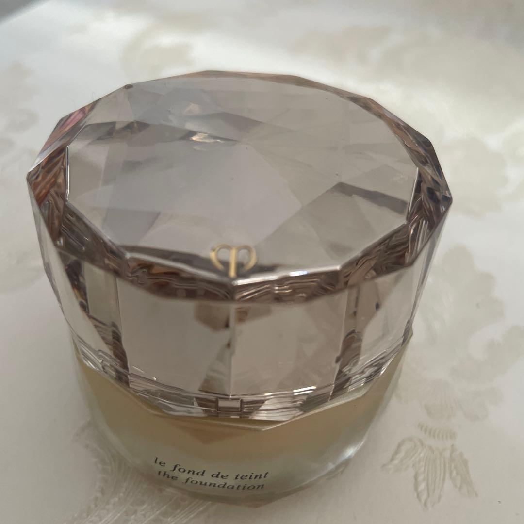 OC20 クレ・ド・ポー ボーテ ル・フォンドゥタン