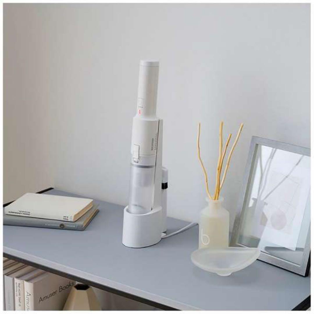 アイリスオーヤマ　充電式ハンディクリーナー　HCD-B1-W サイクロン式