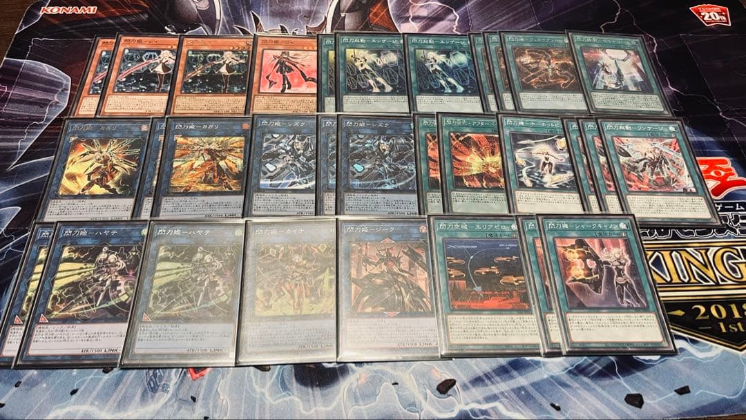 【遊戯王OCG】閃刀姫デッキ　3重スリーブ＋おまけ付き