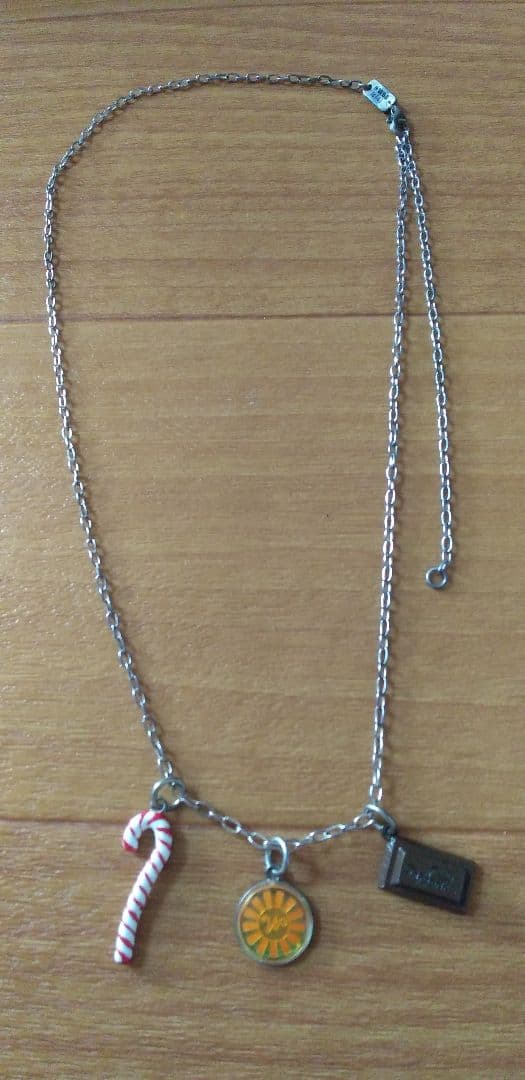 映画「チャーリーとチョコレート工場」ペンダント