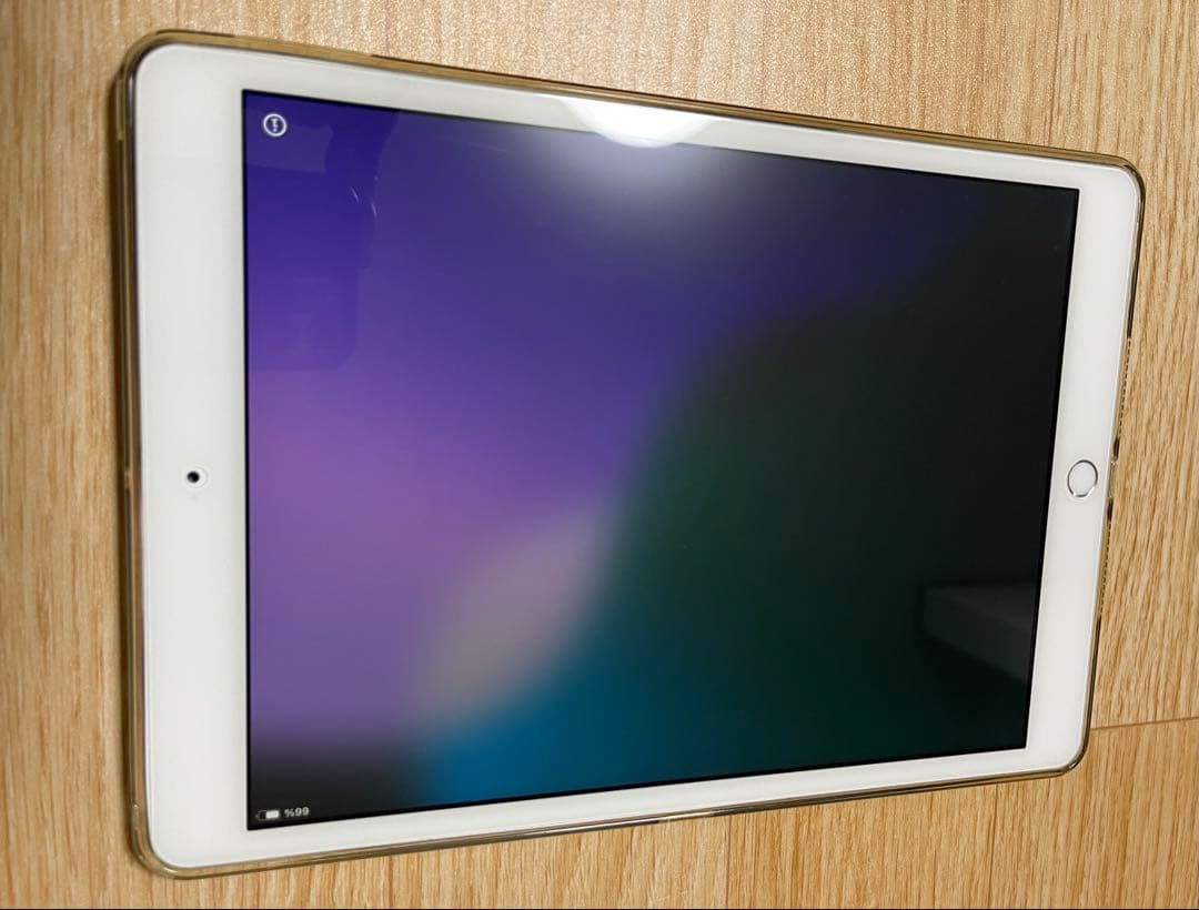 iPad (第7世代) シルバー 32GB 10.2インチ