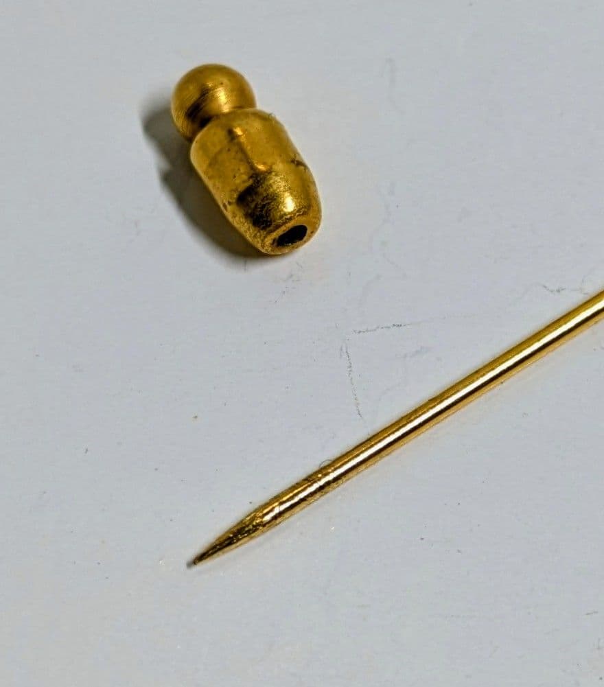 【希少】HERMÈS エルメス　岩石モチーフ　ゴールドピンブローチ