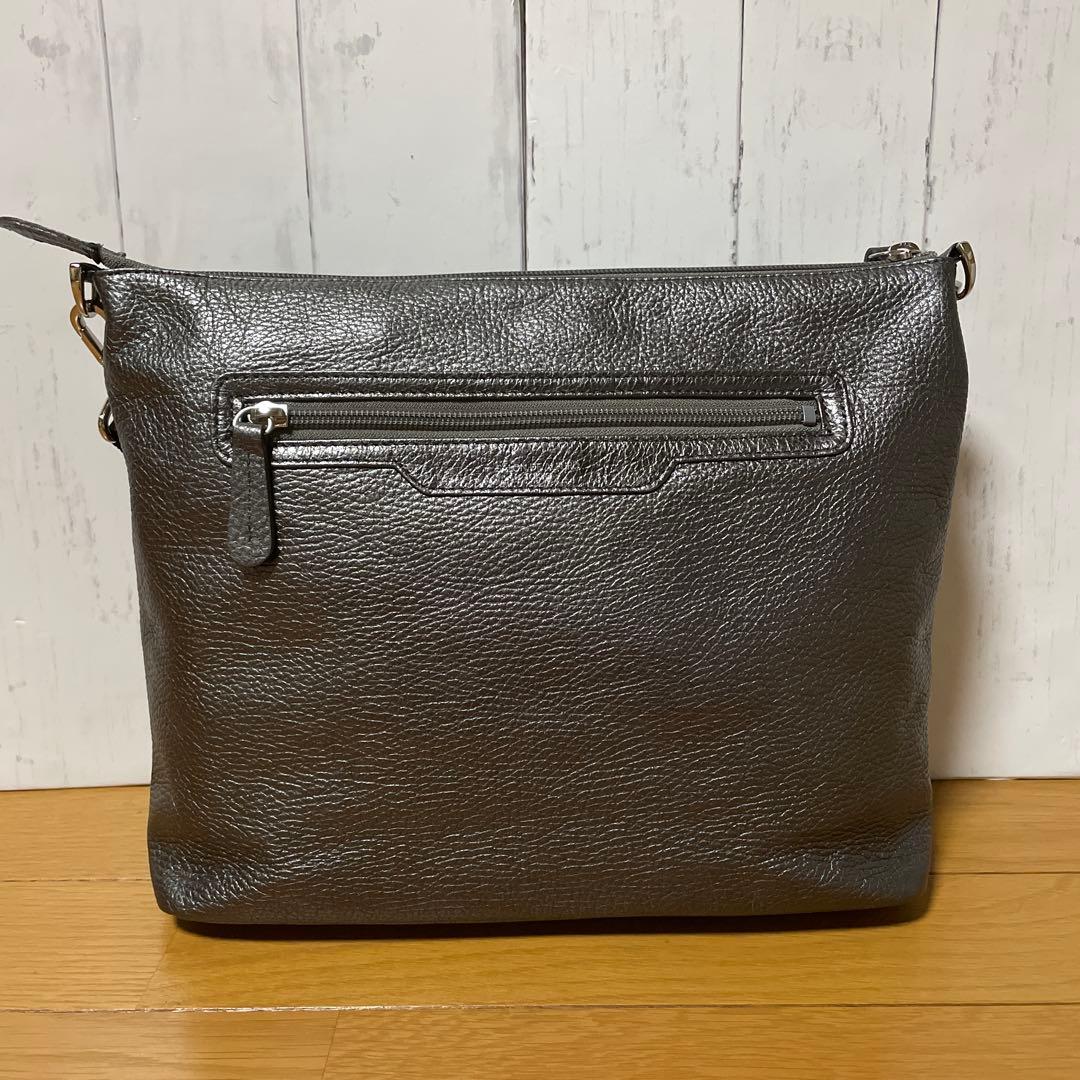 【美品】SALON DE ALFURD スマイル ホリゾンタルバッグ　メタリック