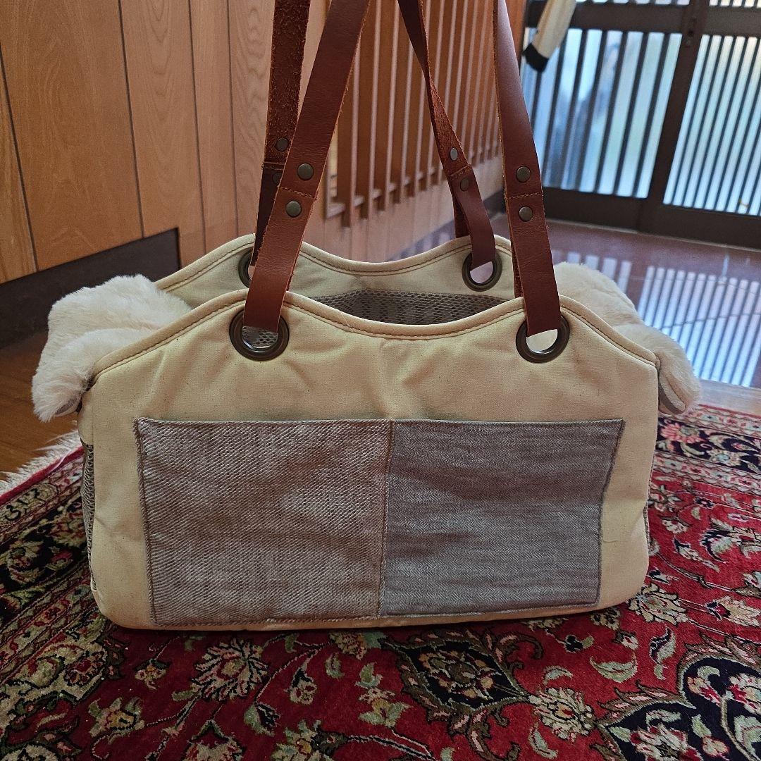 LA発ファー付きペットキャリーバッグ ファーは取り外し可能