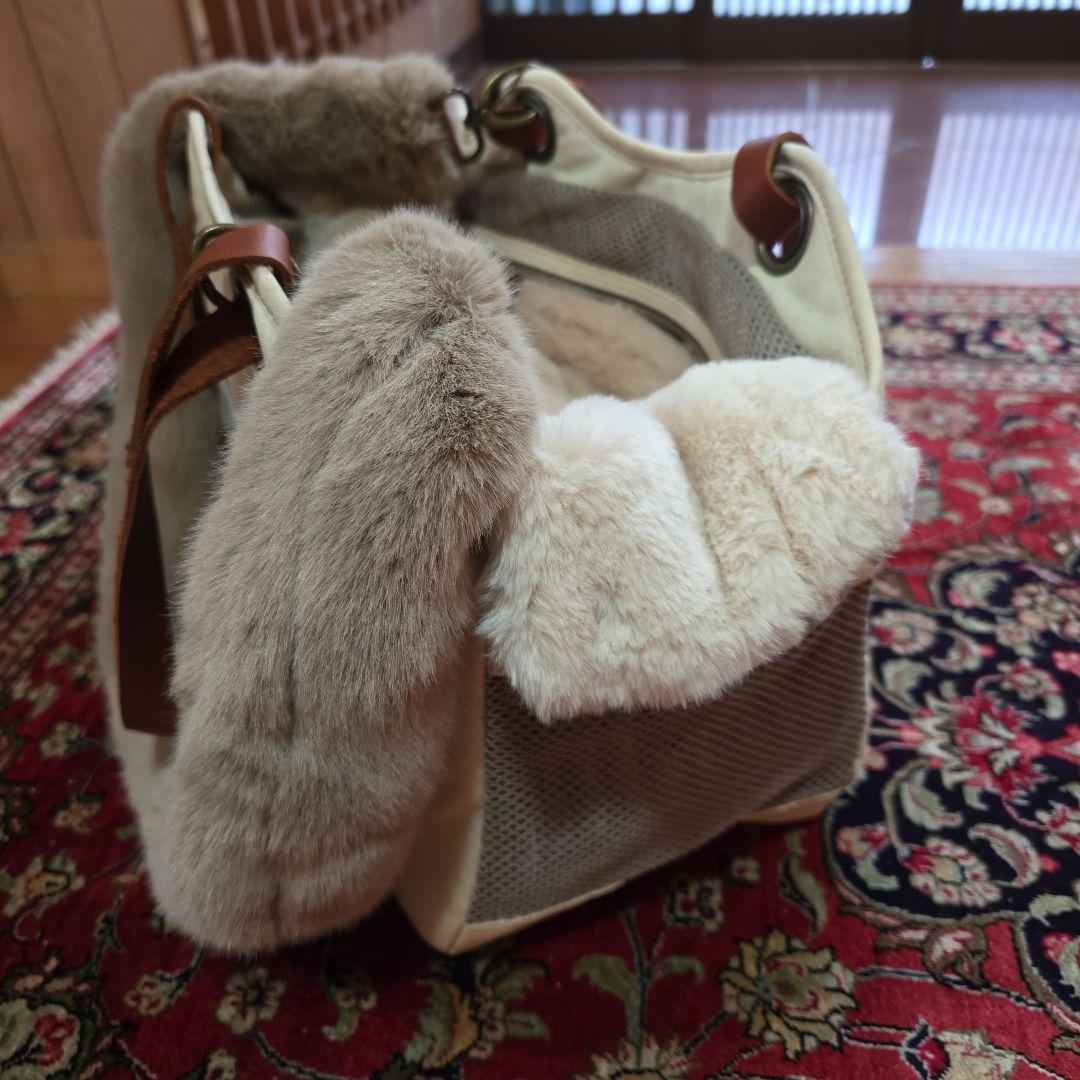 LA発ファー付きペットキャリーバッグ ファーは取り外し可能