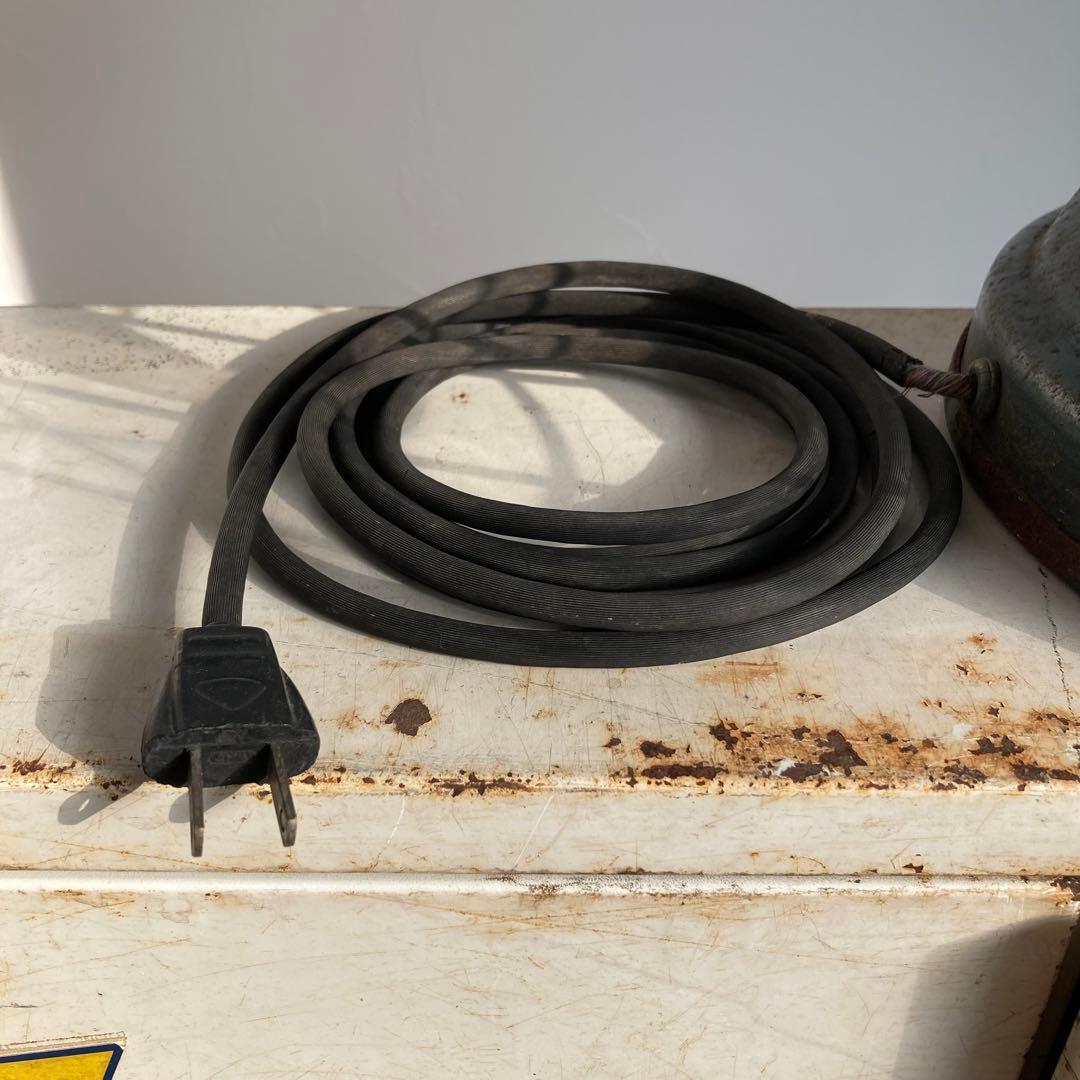 ヴィンテージ鉄製扇風機　ファン　蚤の市　アンティーク