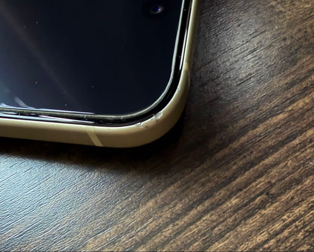 【Apple】iPhone 15 イエロー 256GB本体