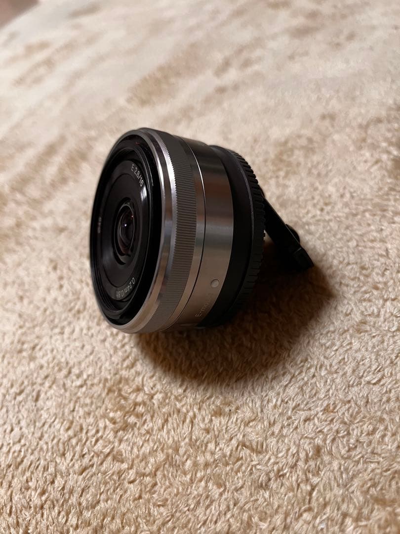 パンケーキレンズ　SONY E 2.8/16 単焦点レンズ
