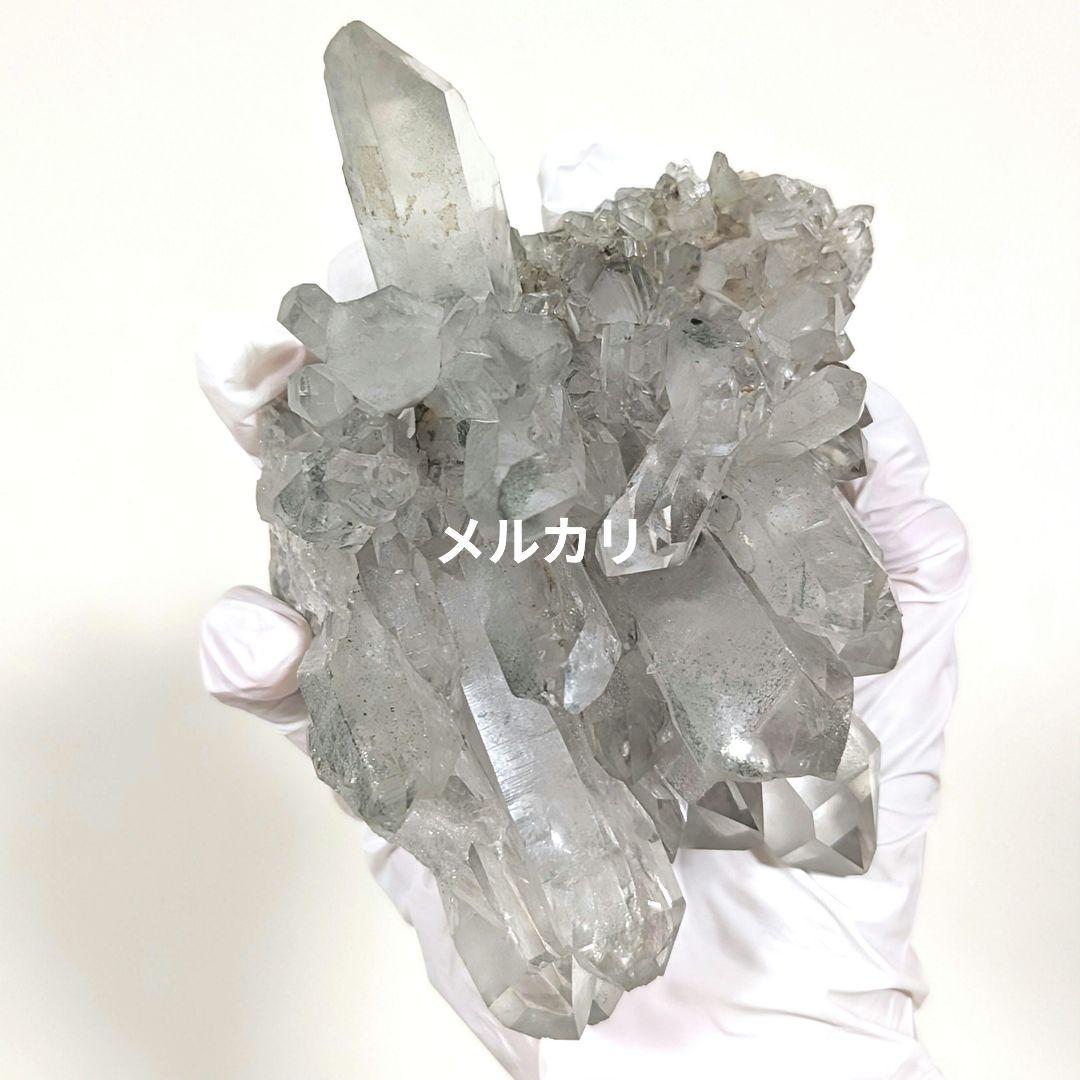 ￥25,000→21,250 　15% OFF　草入り水晶クラスター（ブラジル）