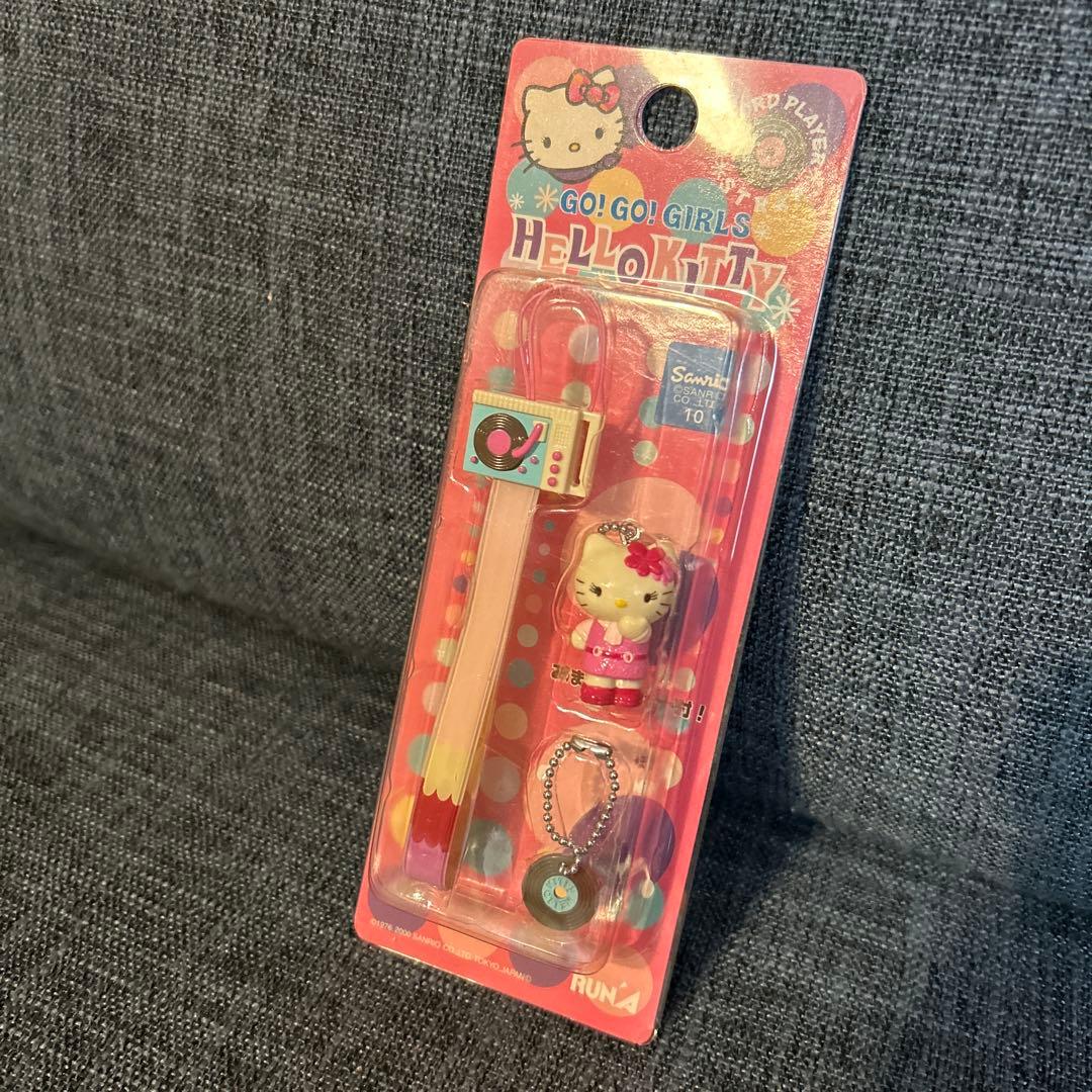 GO!GO！GIRLSハローキティレコードプレーヤーストラップ