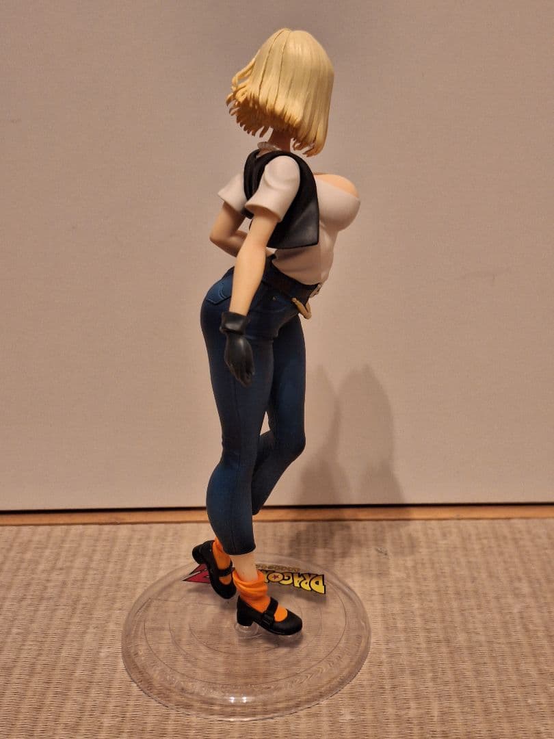 国内正規品 ドラゴンボールギャルズ 人造人間18号 Ver.II メガハウス