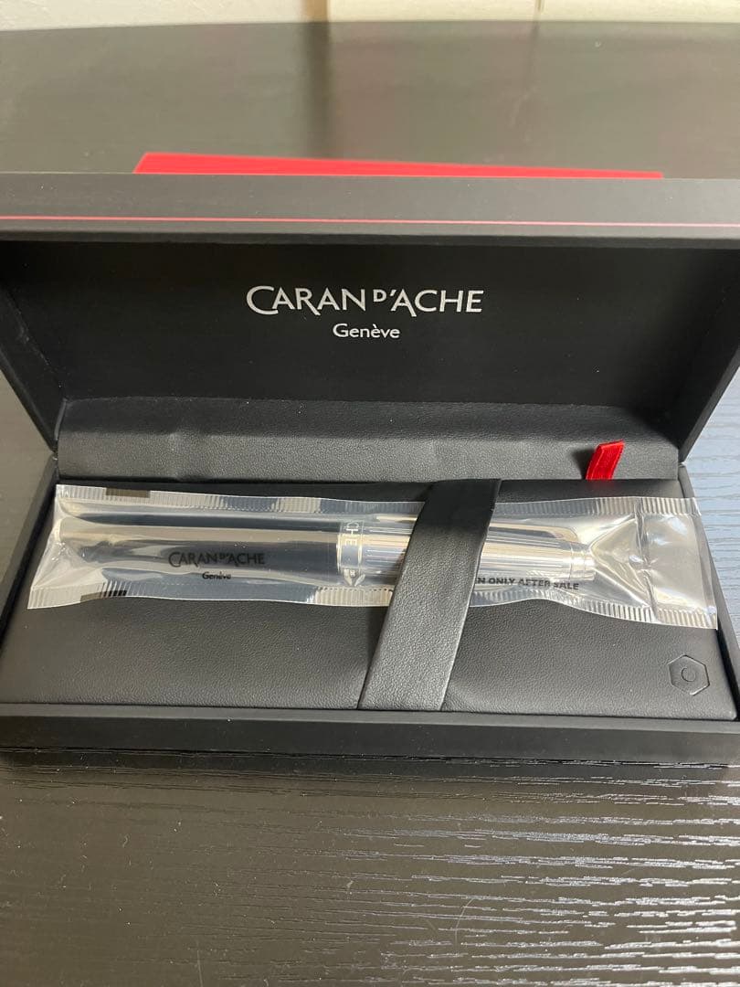 カランダッシュ 万年筆 M 中字 レマン バイカラー 4799-289 ブラック