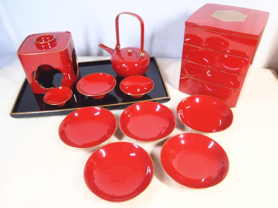 【極美品】輪島塗 わじま慶塚 朱塗金縁 屠蘇器 五つ揃/銘々皿/四段重箱 漆器