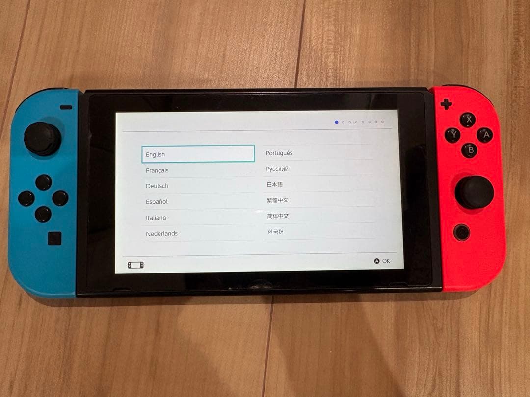 Nintendo Switch 2018年製　外箱＋付属品あり　公式修理歴あり