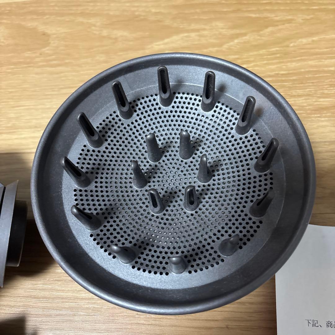 Dyson Supersonic Ionic ヘアドライヤー　ジャンク品