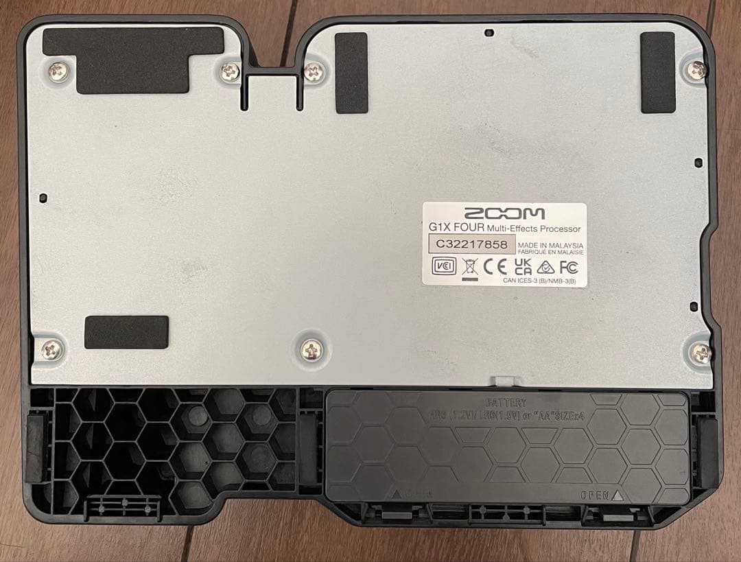 ZOOM G1X FOUR ギターマルチエフェクター AD-16アダプターセット