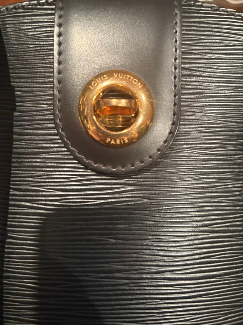 じーじ【極美品】ルイヴィトン　エピ　ショルダーバッグ