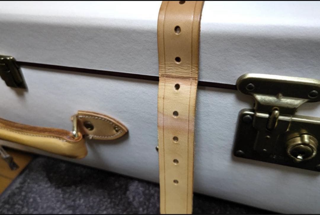 未使用【GLOBE TROTTER】サファリ33インチ 国内正規品 付属品完備