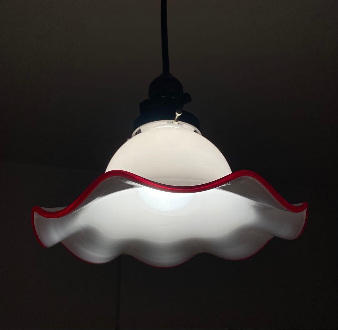 赤縁 フリル ガラス ヴィンテージ ペンダントライト