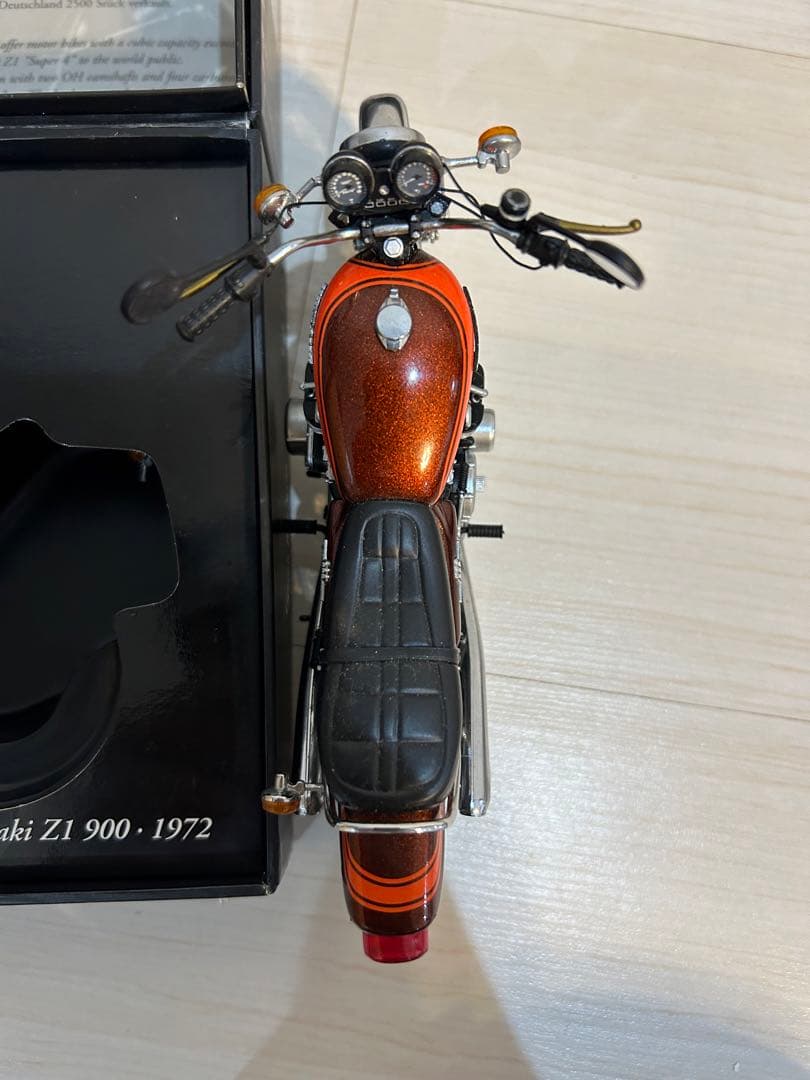 【未使用品】カワサキ Z1 900 1/12 ミニカー ミニチャンプス