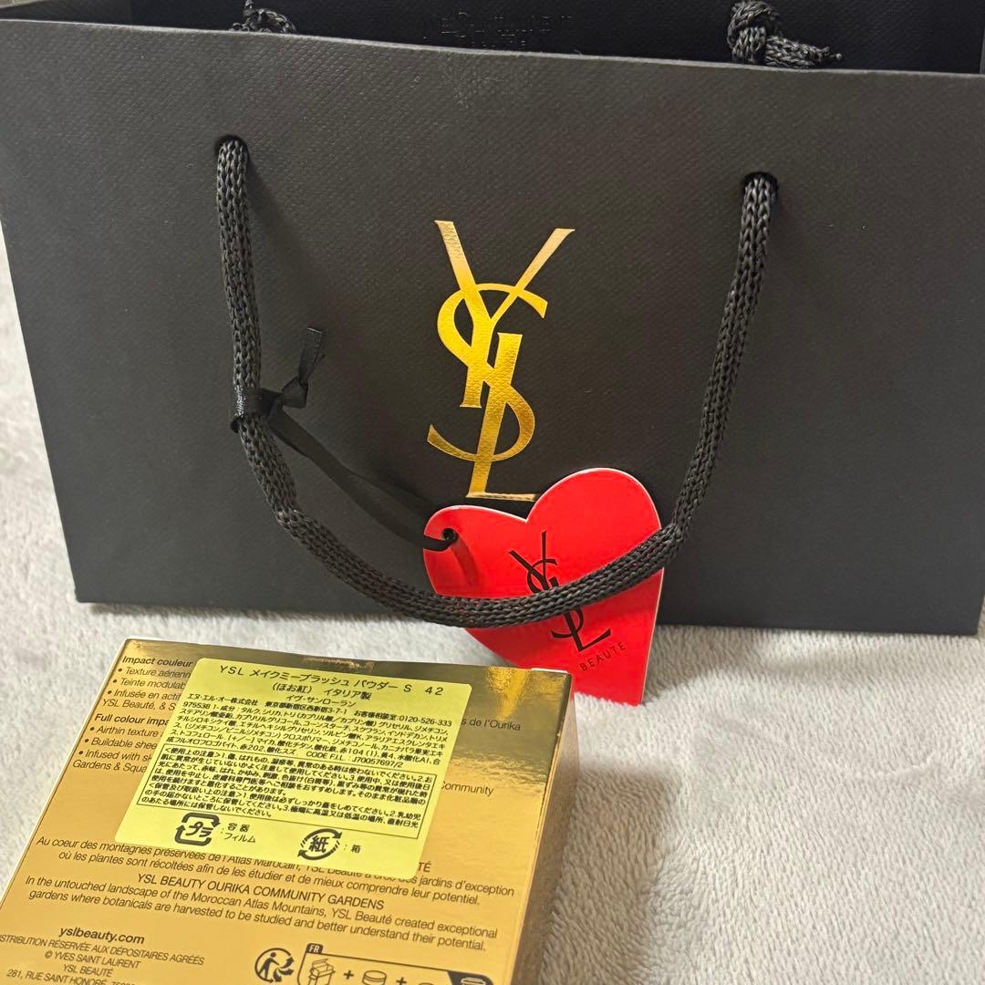 YSL メイクミーブラッシュパウダー42