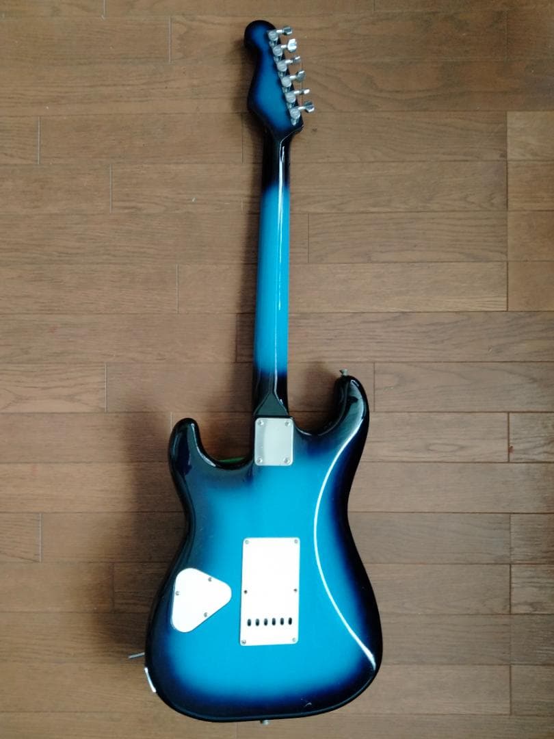 最終価格　YAMAHA STH 500R エレキギター ガッツリ思い4kg