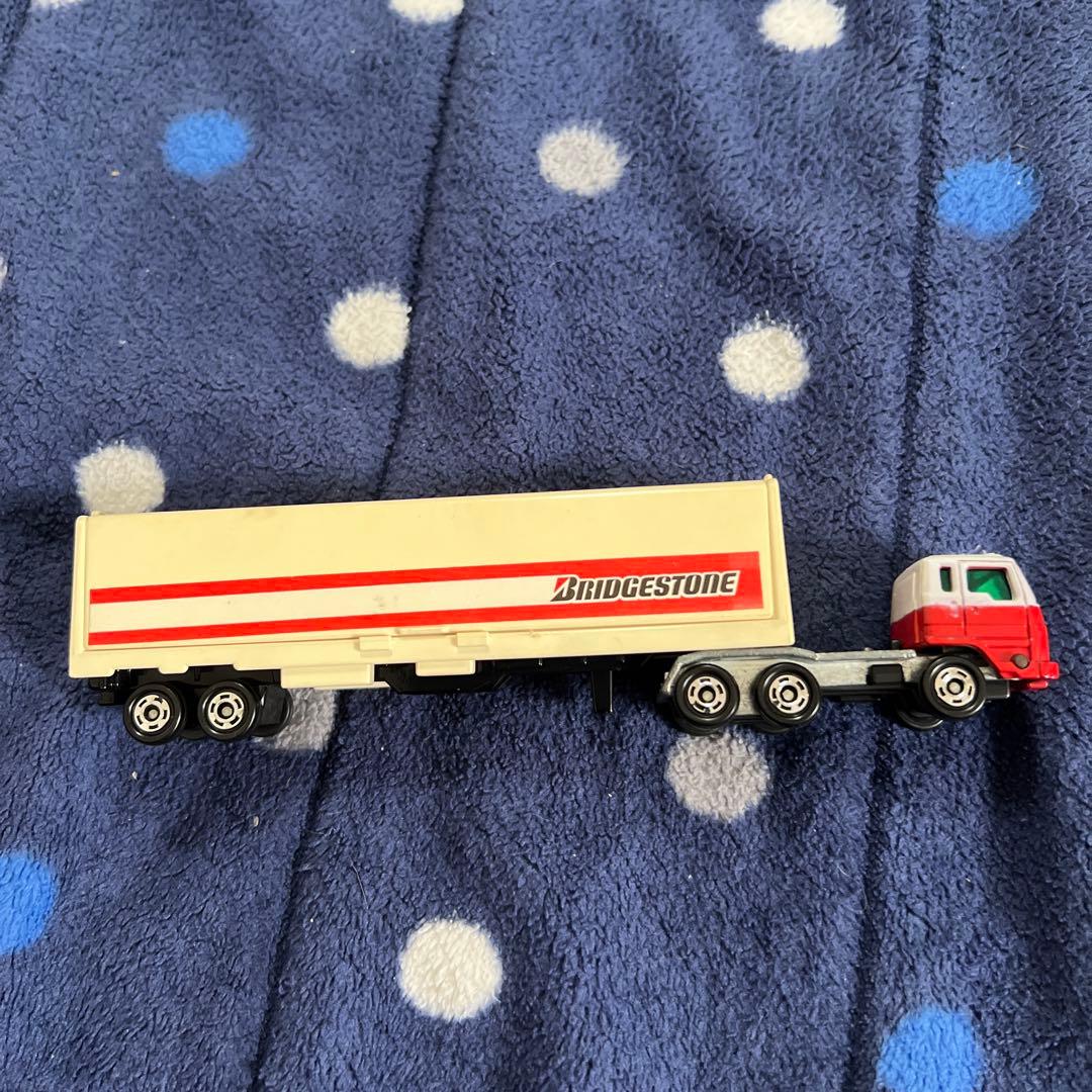 ISUZU V12トレーラーロングトミカ(日本製) 本体のみ外箱なし