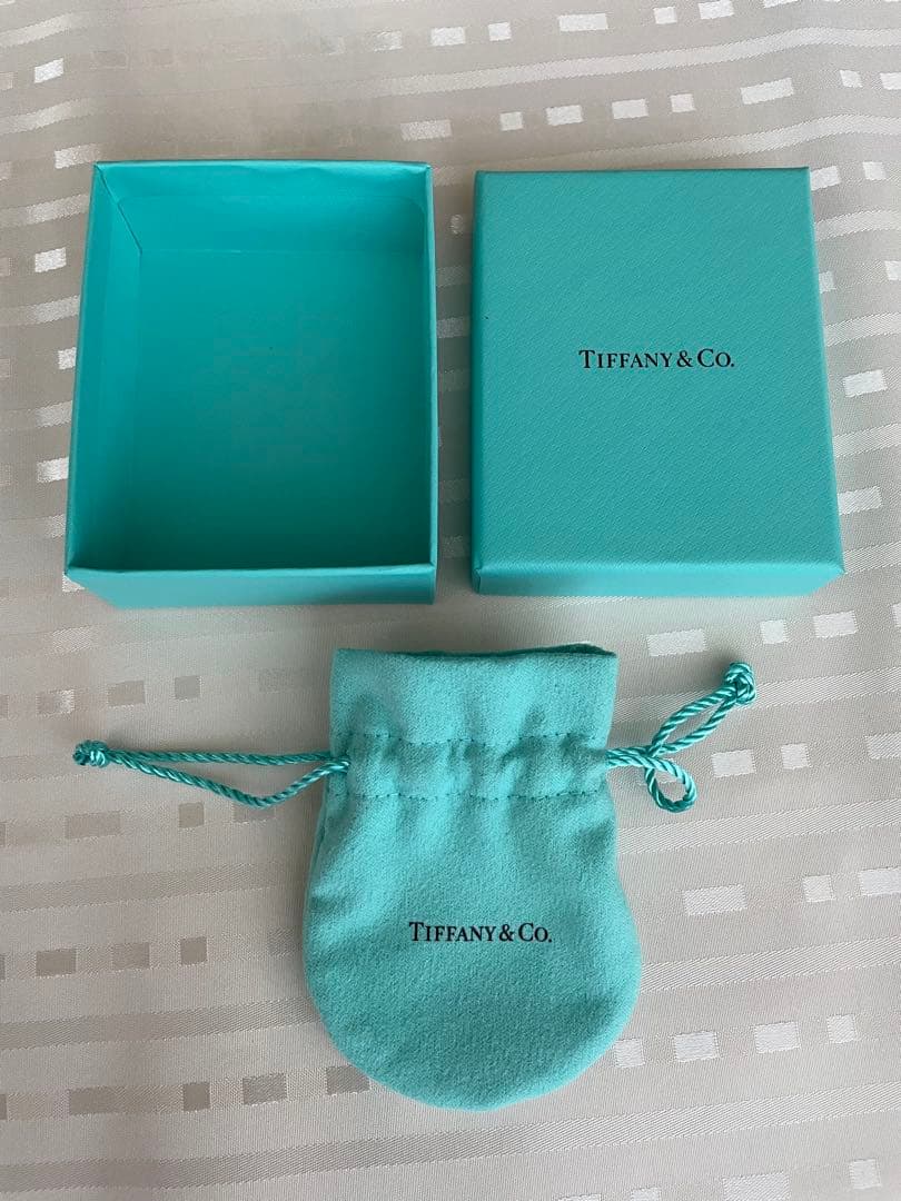 ティファニー キス K18 ピアス パロマ・ピカソ