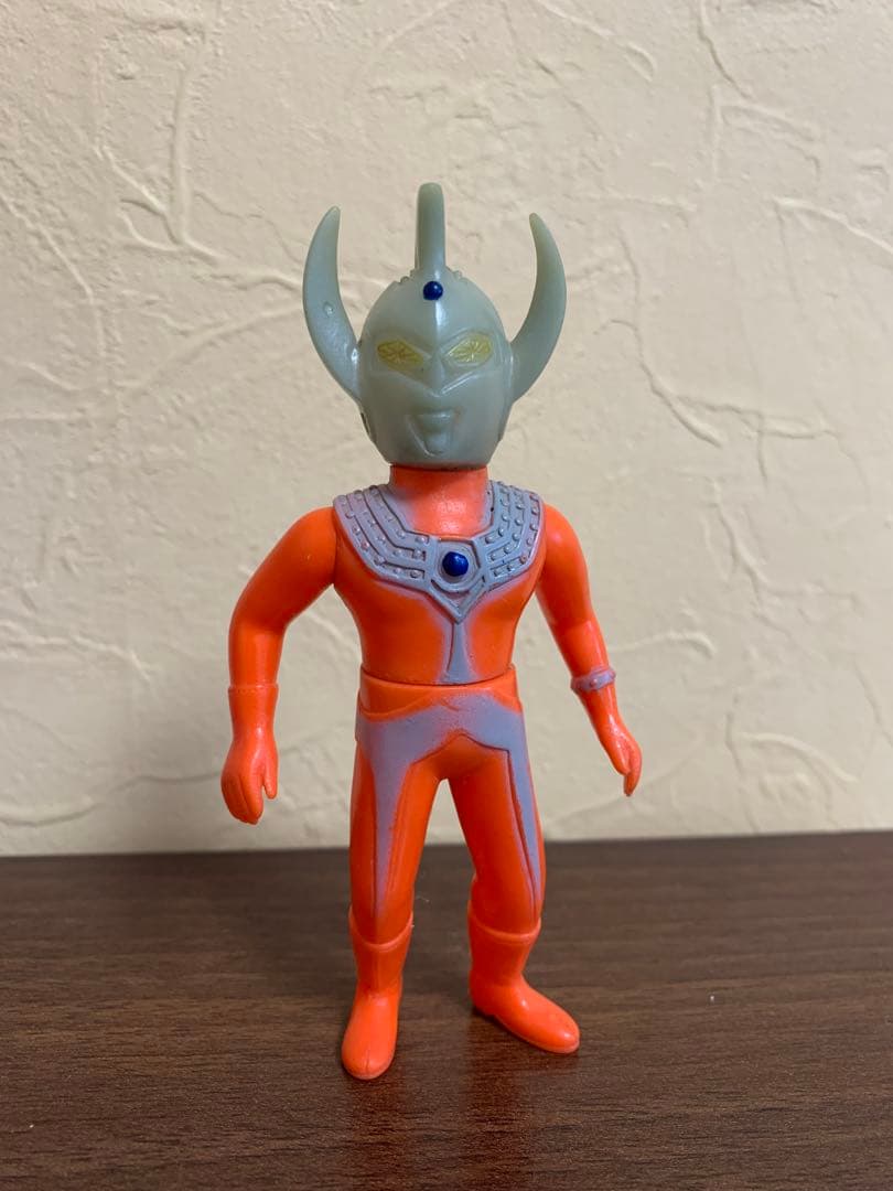 ウルトラマンタロウ　ソフビ　 フィギュア